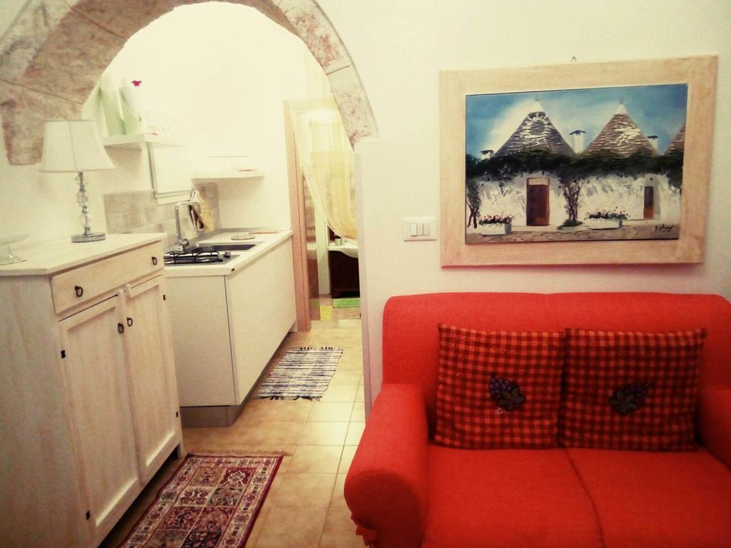 Trullo Sereno Angelo * Locorotondo